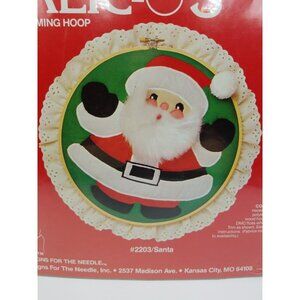 Vintage Christmas Craft Kit 2203 Calic-Os Santa Applique Santa and Hoop NOS